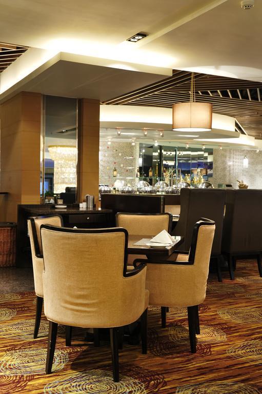 Khách sạn Howard Johnson Plaza Waigaoqiao Thượng Hải