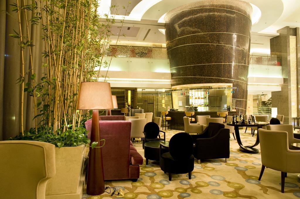 Khách sạn Howard Johnson Plaza Waigaoqiao