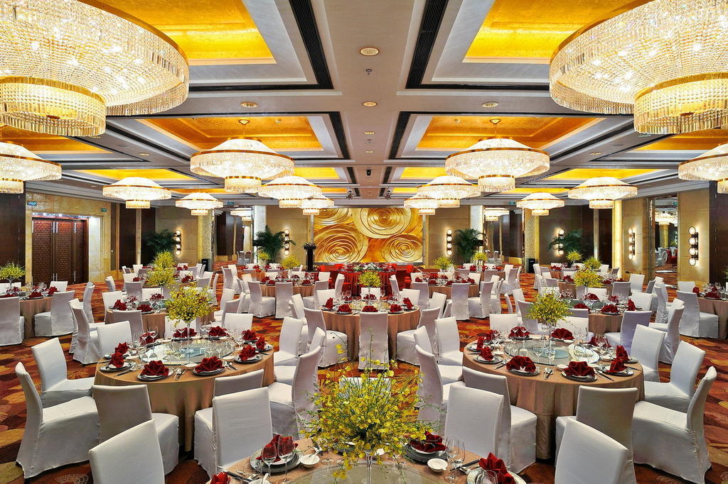 Khách sạn Howard Johnson Plaza Waigaoqiao